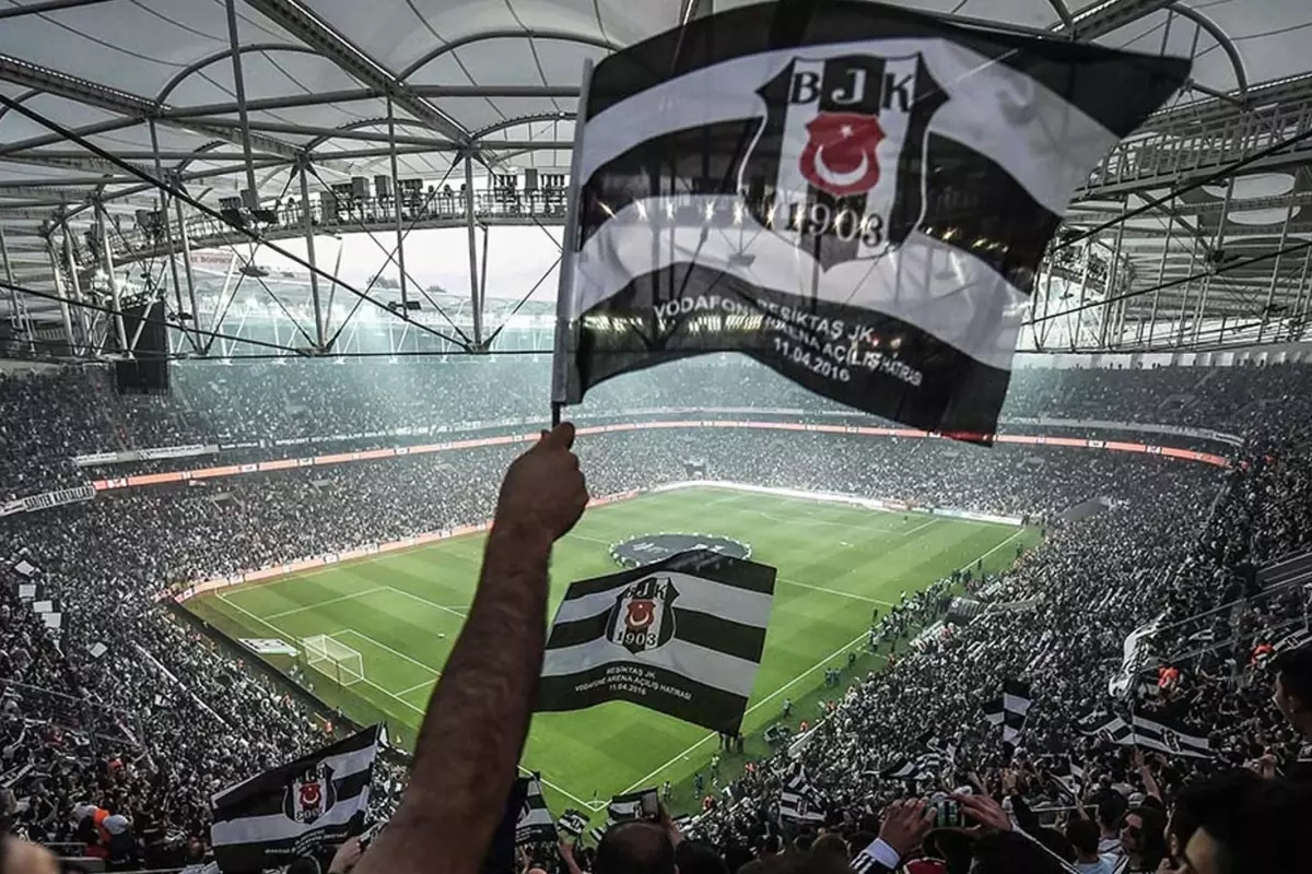 Adı Beşiktaş ile anılan milli yıldızımız kadro dışı kaldı