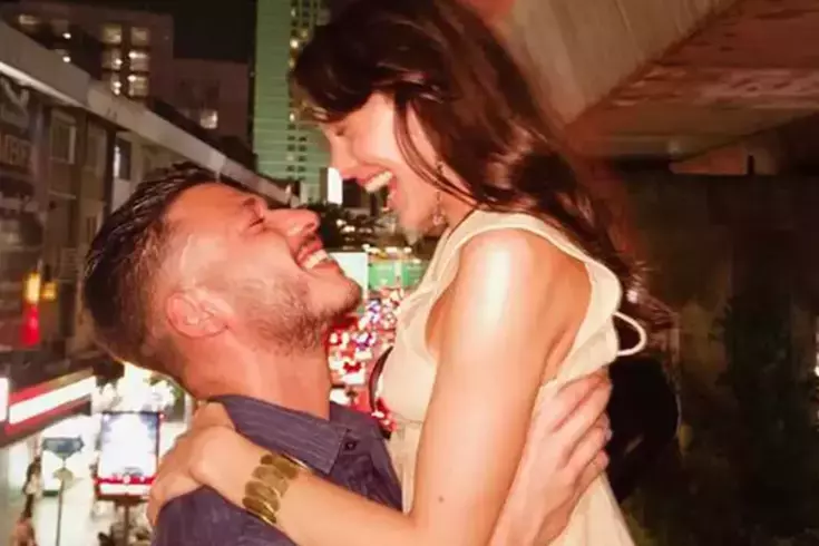 Hafsanur Sancaktutan ve Kubilay Aka çifti Bangkok tatilinde aşka geldi