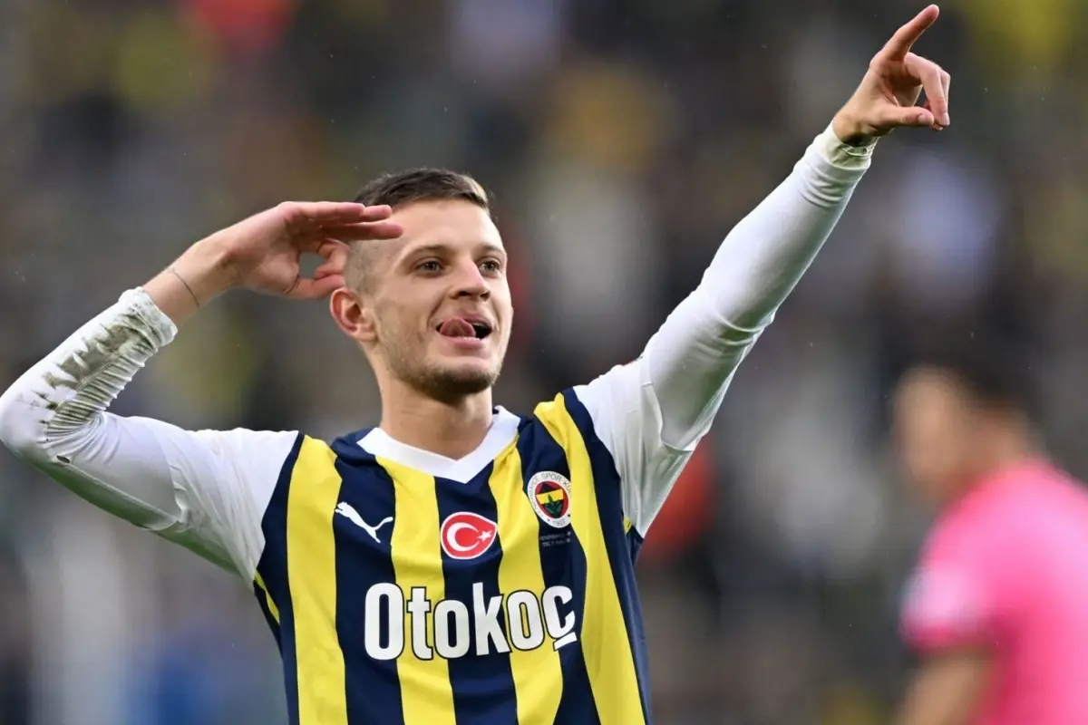 Sebastian Szymanski’den Feyenoord’a mesaj: Görüşürüz